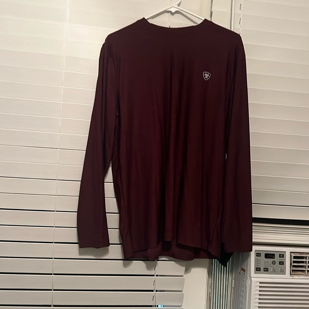 Ariat long sleeve summer shirt